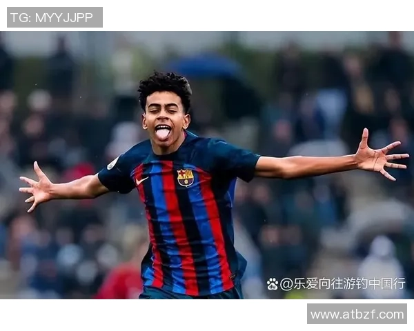 沉迷女人的足球明星背后的爱情与事业纠葛揭秘