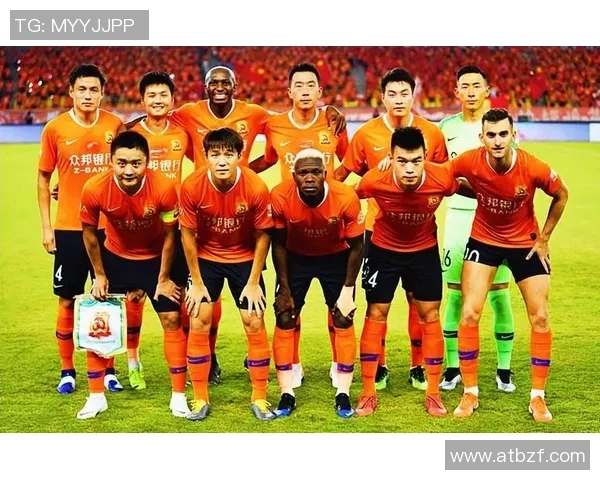 武汉足球队在全国足球配合排行榜中荣登第九名展现出强大实力与团队默契 武汉足球队在全国足球配合排行榜中荣登第九名展现出强大实力与团队默契